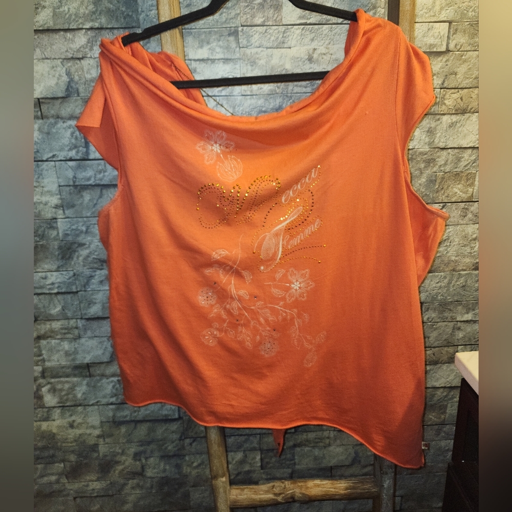 Mecca Femme 3x women's top with embellishments